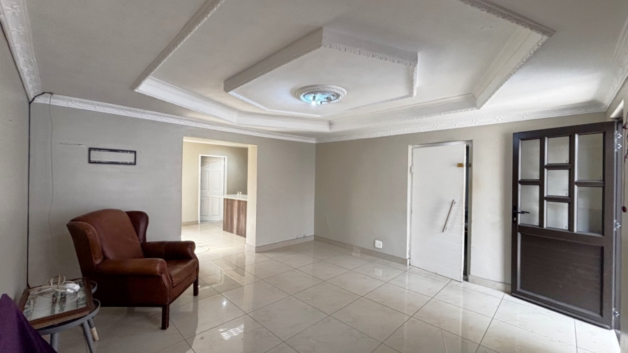 3 Bedroom Property for Sale in Rocklands Western Cape